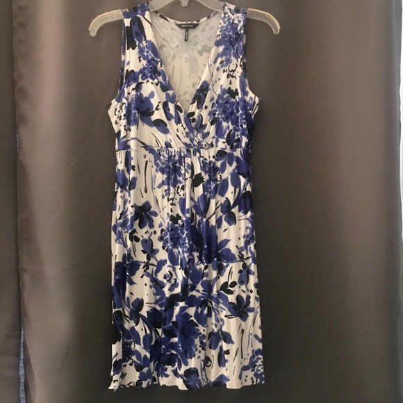 Daisy Fuentes Dresses & Skirts - Daisy Fuentes | White Blue Floral Dress | Small